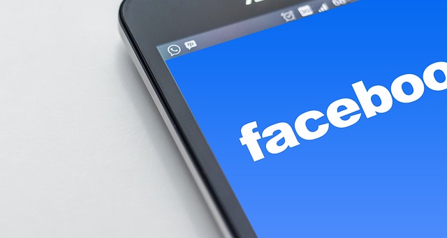 How to Run Facebook Ads with Your Mobile Phone