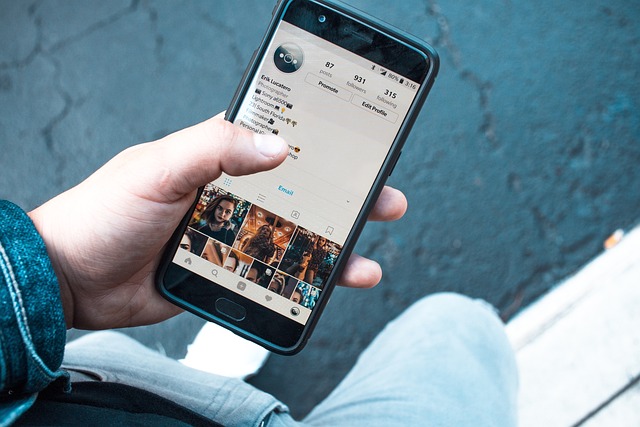 How to run Instagram Ads with your Mobile Phone